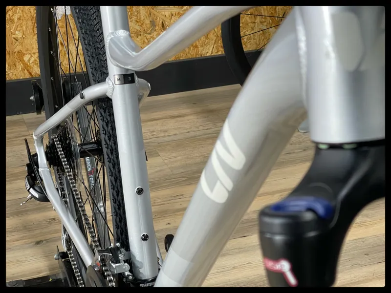 Liv Rove 3 DD Medium Silver 2022-3